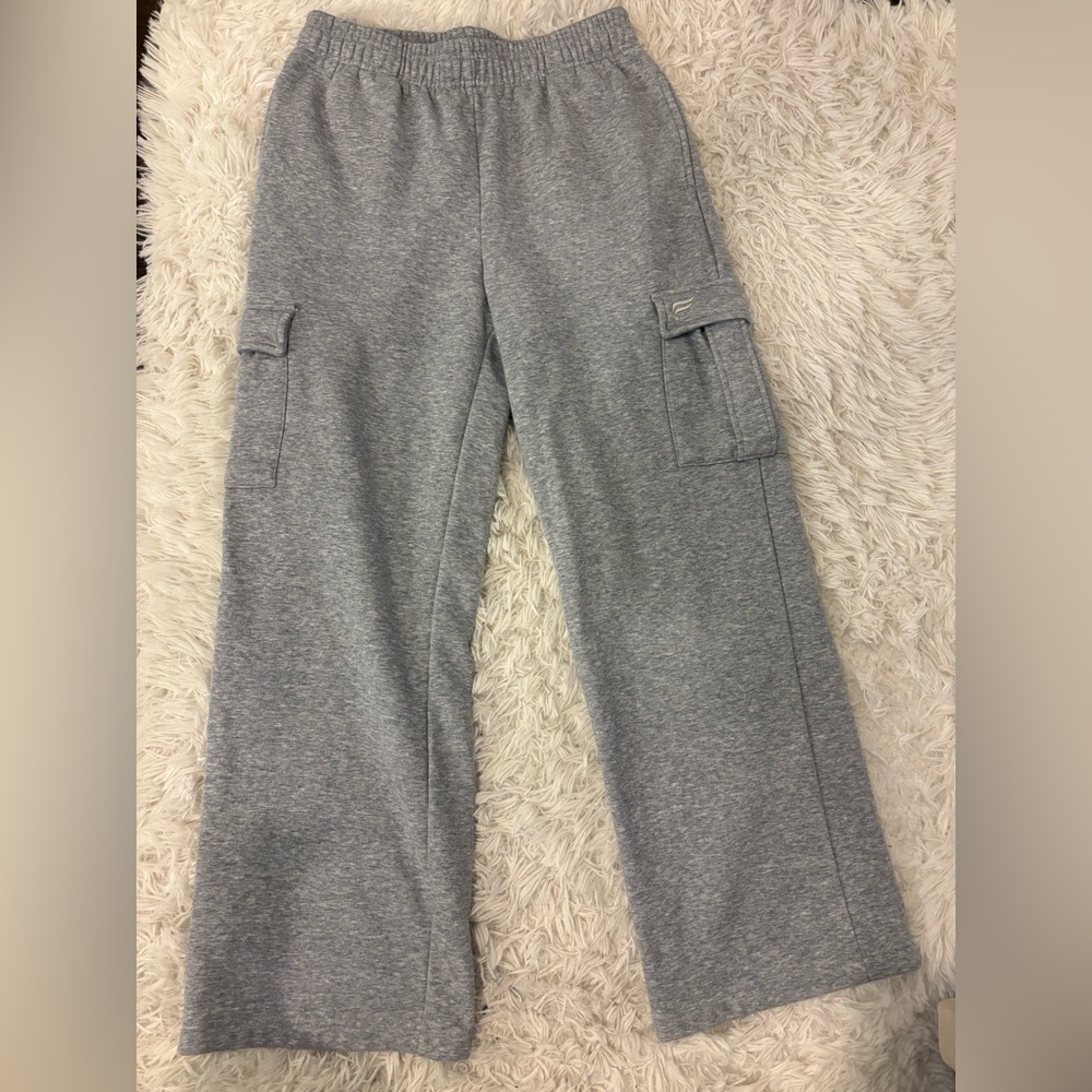 Woman’s Fabletics cargo sweatpants